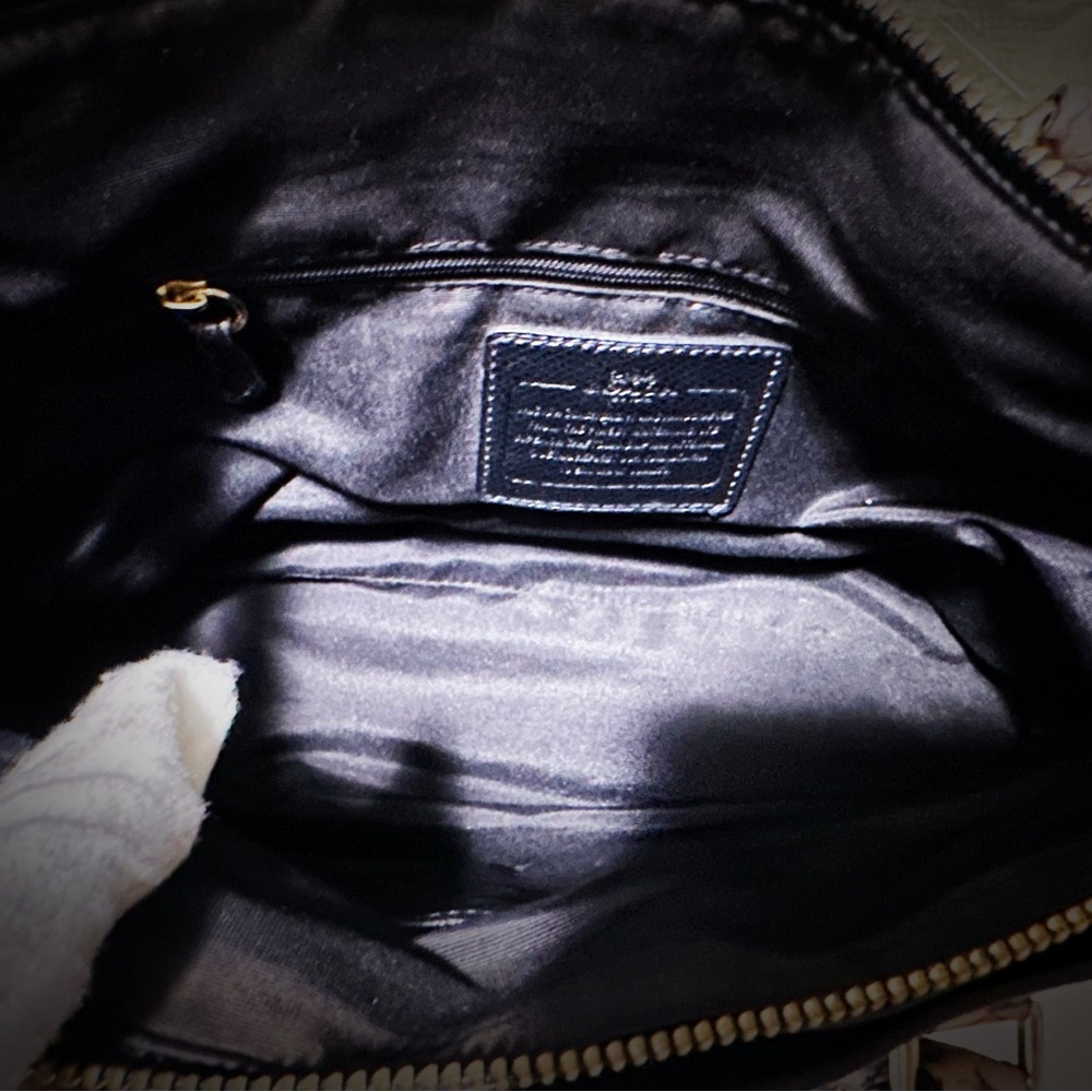 Vintage style Y2K Coach Black Satchel with Brown Accents tote shoulder bag - Picture 13 of 17